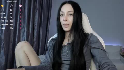 Snapshot of malenkiykamen chatting on April 2026 05:58:02 PM piu online show from April 2026 05:58:02 PM