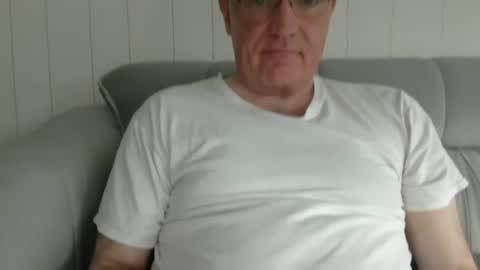 Snapshot of maletoysub chatting on June 2026 05:19:02 PM maletoysub online show from June 2026 05:19:02 PM