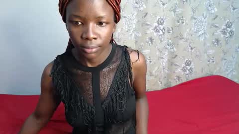 Snapshot of malia_latifa chatting on January 2026 05:33:02 AM lati online show from January 2026 05:33:02 AM