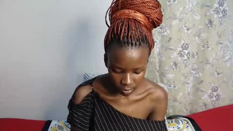 Snapshot of malia_latifa chatting on January 2026 01:14:01 PM lati online show from January 2026 01:14:01 PM