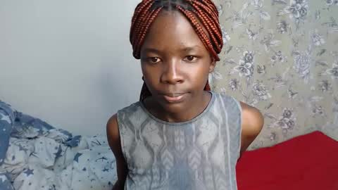 Snapshot of malia_latifa chatting on January 2026 01:44:01 AM lati online show from January 2026 01:44:01 AM