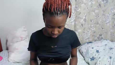 Snapshot of malia_latifa chatting on January 2026 02:32:01 PM lati online show from January 2026 02:32:01 PM