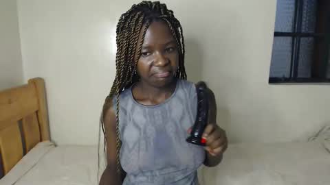 Snapshot of malia_latifa chatting on February 2026 01:31:02 PM lati online show from February 2026 01:31:02 PM