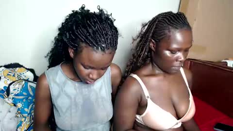 Snapshot of malia_latifa chatting on March 2026 11:30:02 PM lati online show from March 2026 11:30:02 PM