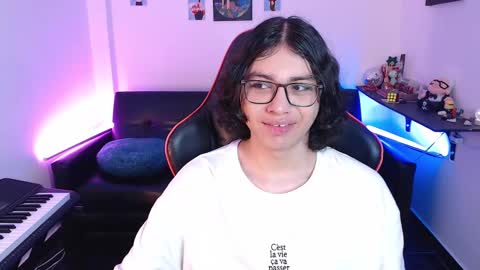 Malik  online show from February 2025 03:48:02 PM