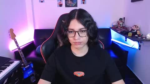 Malik  online show from March 2025 04:00:02 PM