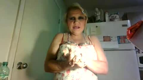 malinda702 online show from April 2026 05:41:01 AM