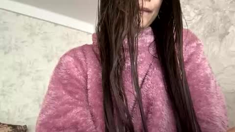 Snapshot of malinka_sweet19 chatting on September 2025 06:25:02 AM malinka_sweet19 online show from September 2025 06:25:02 AM