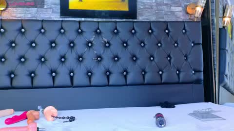 Snapshot of malory_cortez1 chatting on April 2026 03:42:01 AM malory_cortez1 online show from April 2026 03:42:01 AM