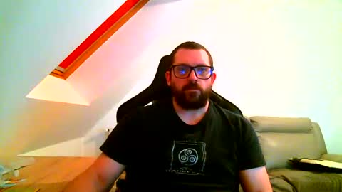 breton online show from February 2025 08:51:02 PM