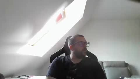 breton online show from October 2025 09:59:01 AM