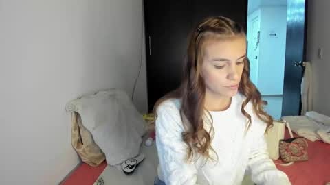 instagram  nueela   online show from January 2025 12:46:02 AM