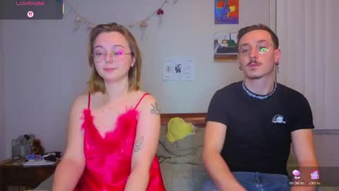 MamiCloudz online show from October 2025 01:19:02 AM