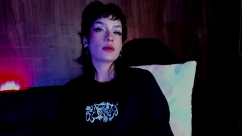   online show from June 2026 11:38:02 PM