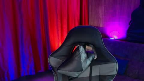   online show from July 2026 09:00:01 PM