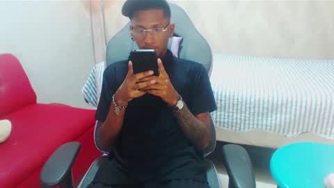 man_san11 online show from December 2024 02:37:01 PM