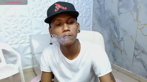 man_sant11 online show from April 2026 02:15:01 PM