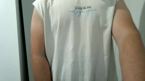 Snapshot of manbroadcasting001 chatting on February 2026 08:28:01 PM manbroadcasting001 online show from February 2026 08:28:01 PM