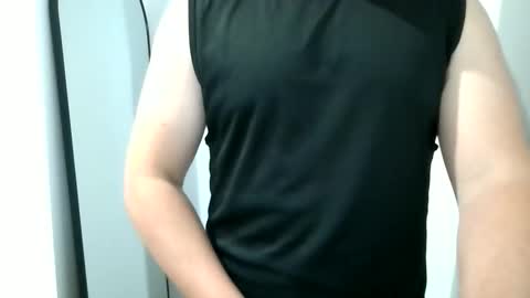 Snapshot of manbroadcasting001 chatting on March 2026 01:06:02 PM manbroadcasting001 online show from March 2026 01:06:02 PM