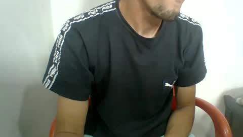 Snapshot of mandick95 chatting on June 2026 03:27:01 PM mandick95 online show from June 2026 03:27:01 PM