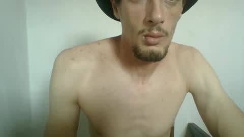 Snapshot of mandick95 chatting on June 2026 05:21:02 PM mandick95 online show from June 2026 05:21:02 PM