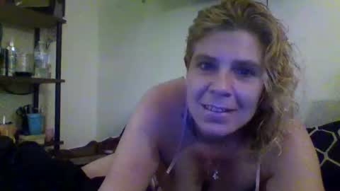 Snapshot of mandilube39 chatting on April 2026 05:45:01 AM mindy22 online show from April 2026 05:45:01 AM