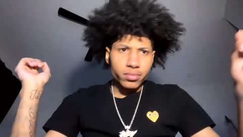 Snapshot of mandingoomann5 chatting on January 2025 03:48:01 AM MandingooMann online show from January 2025 03:48:01 AM