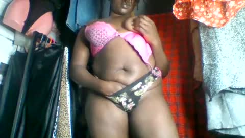 Snapshot of mandyglow24 chatting on June 2026 11:48:02 AM Missdarkchocolate online show from June 2026 11:48:02 AM