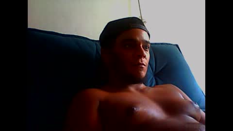 Snapshot of mandymel chatting on December 2024 03:17:01 PM Muw online show from December 2024 03:17:01 PM