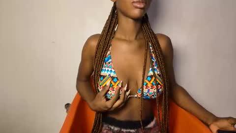 mandymia online show from November 2025 04:44:01 AM