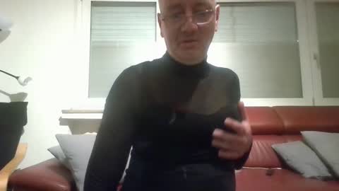 mandywinger online show from March 2025 09:44:01 AM