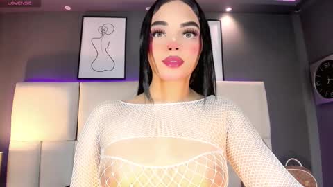 manellyksparklee online show from September 2025 01:24:01 PM