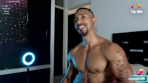Snapshot of manolo_hot1 chatting on May 2026 07:55:02 PM Manolo Hot 1 online show from May 2026 07:55:02 PM