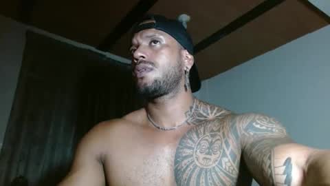 Snapshot of manolofitt chatting on March 2026 02:04:02 AM Manolo online show from March 2026 02:04:02 AM