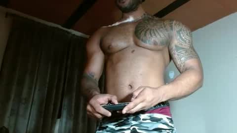 Snapshot of manolofitt chatting on April 2026 02:17:02 PM Manolo online show from April 2026 02:17:02 PM