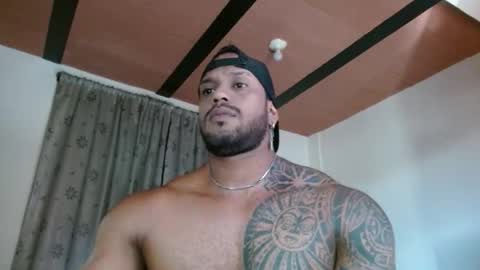 Snapshot of manolofitt chatting on April 2026 06:42:02 PM Manolo online show from April 2026 06:42:02 PM