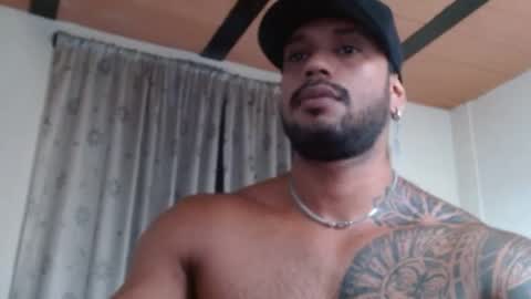 Snapshot of manolofitt chatting on April 2026 09:17:02 PM Manolo online show from April 2026 09:17:02 PM