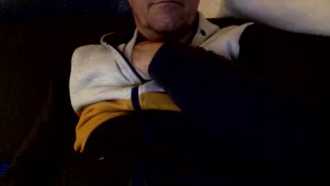 Snapshot of manpower2012 chatting on April 2026 11:10:02 PM Manpo online show from April 2026 11:10:02 PM