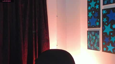  independent model online show from April 2026 03:06:02 AM