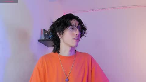 Manuel online show from September 2025 07:50:01 PM