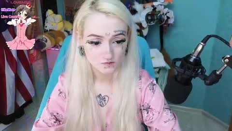 Manuela online show from February 2025 03:48:02 PM