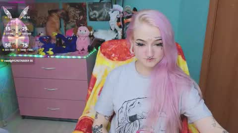 Manuela online show from September 2025 04:07:01 PM