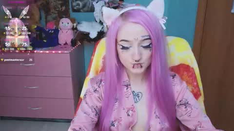 Manuela online show from September 2025 03:34:02 PM