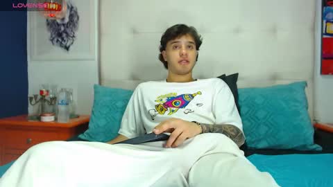 Snapshot of manuelr77 chatting on March 2026 04:38:02 AM Manuel online show from March 2026 04:38:02 AM