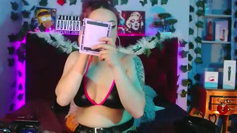 Maria Paula online show from March 2025 09:34:02 AM