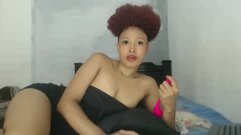 Snapshot of mar_aimy chatting on December 2025 04:17:01 AM Mar online show from December 2025 04:17:01 AM