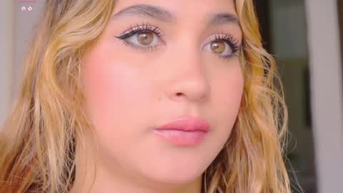 Mara Independent Model online show from May 2026 02:36:02 PM