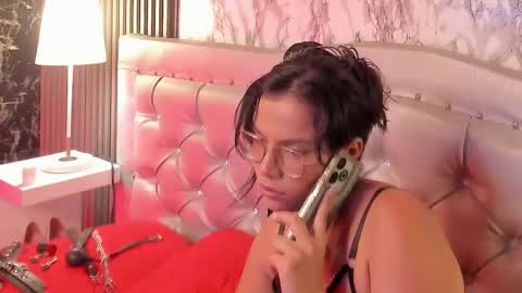 Snapshot of mara_blake__ chatting on November 2025 01:06:02 PM Mara online show from November 2025 01:06:02 PM