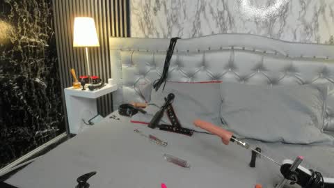 Snapshot of mara_blake__ chatting on December 2025 03:45:02 AM Mara online show from December 2025 03:45:02 AM