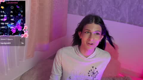 Mara online show from December 2024 11:36:02 PM